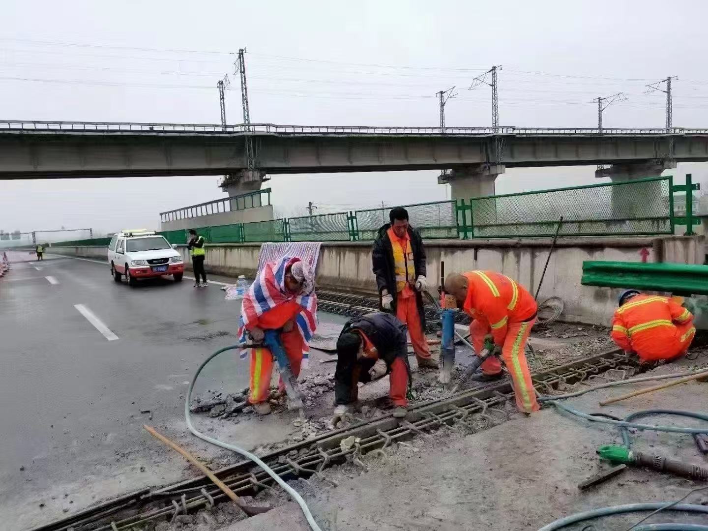 合水桥梁伸缩缝抢修料